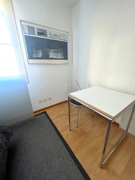 1.5-Zimmer- Doppelhaushälfte mit privatem Seezugang 12