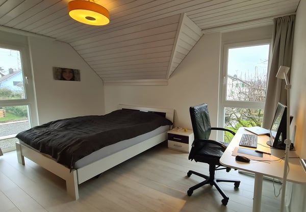 Freistehendes Familienidyll mit Garten, Sauna, Fitness & Photovoltaik 10