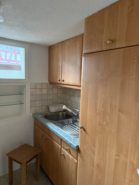 Freistehendes 1.5-Zimmer-Haus Balkon & miniatur Garten i 3