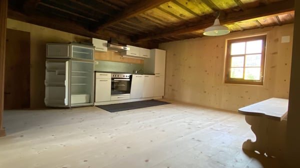 Charmante 1.5-Zimmer-Dachwohnung in der denkmalgeschützten alten Bleiche zu vermieten 3