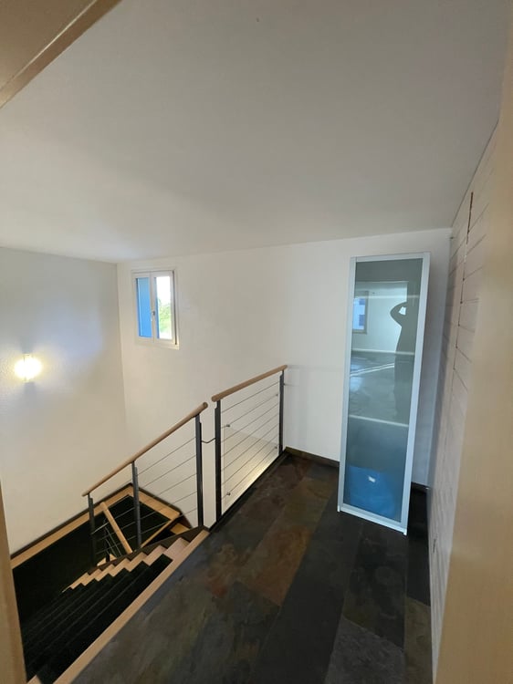 Grosszügige 1.5-Zimmer-Wohnung mit historischem Charme in Dachsen 25