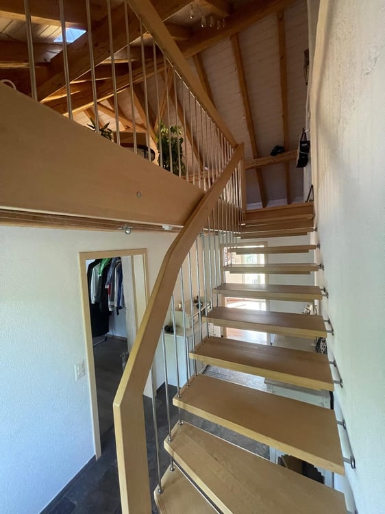 Grosszügige 1.5-Zimmer-Wohnung mit historischem Charme in Dachsen 6