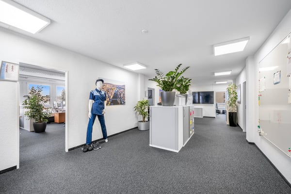 Moderne/Klimatisierte Büros (Co-Working) ab 150 CHF m2 * Jahr inkl. Neb. 10