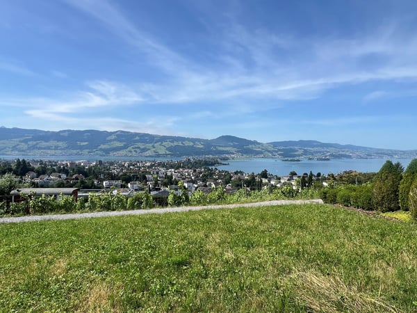 Traumhaftes Bauland mit herrlicher Aussicht in Rapperswil-Jona 2