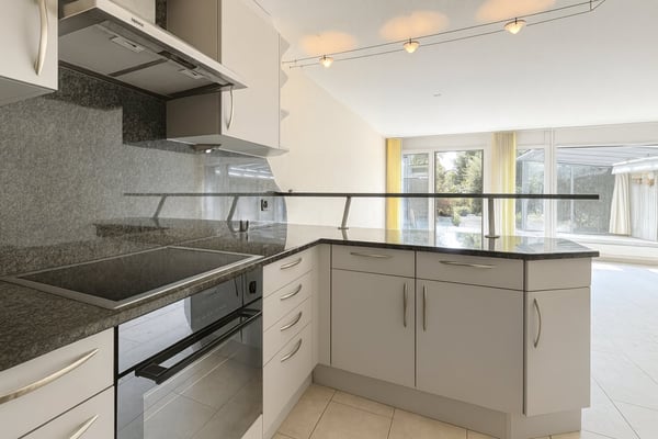 Charmantes 1.5-Zimmer-Reihenhaus in ruhiger Lage von Bonstetten (ZH) 5