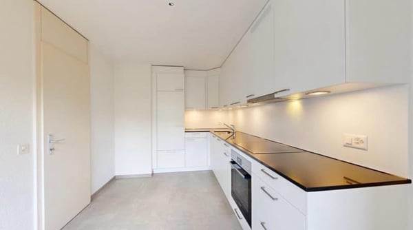 Moderne 1.5-Zimmer-Wohnung mit Balkon und Garage in Laupen BE 1