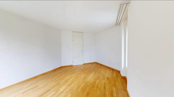 Moderne 1.5-Zimmer-Wohnung mit Balkon und Garage in Laupen BE 4