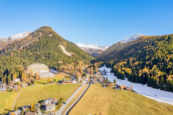 1.5-Zimmer-Wohnung mit Bergblick in Davos Dorf 12