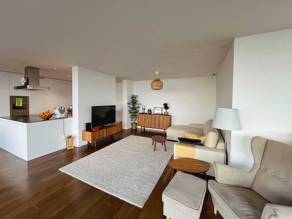 Exklusive Terrassenwohnung mit Panoramablick auf den See - Wohnen auf höchstem Niveau 3