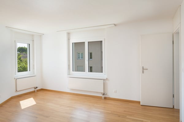 Ruhig, viel Platz, Fernsicht und nur 4 Min. zu Fuss zum Bahnhof, ebenerdig 10