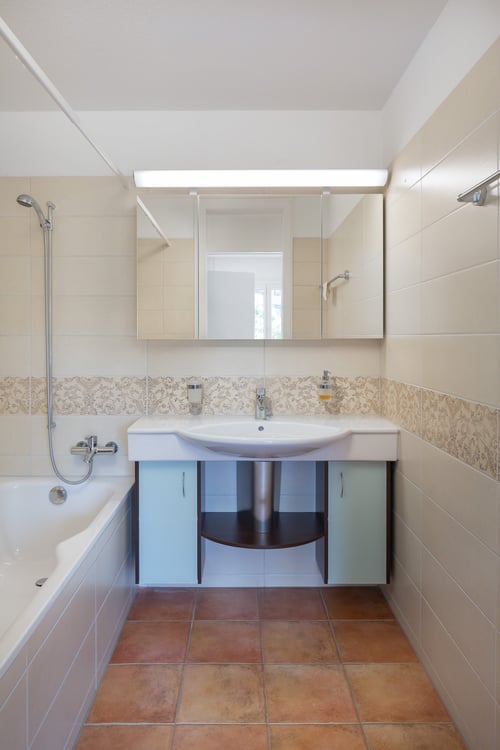 Ruhig, viel Platz, Fernsicht und nur 4 Min. zu Fuss zum Bahnhof, ebenerdig 14