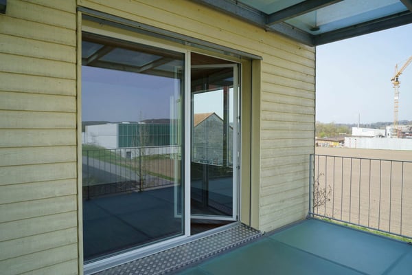 Gebäude zum Wohlfühlen: Grosszügige 1.5 Zimmer-Wohnung im Eigentumsstandard mit Blick ins Grüne 17