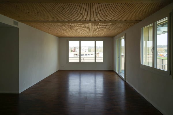 Gebäude zum Wohlfühlen: Grosszügige 1.5 Zimmer-Wohnung im Eigentumsstandard mit Blick ins Grüne 3