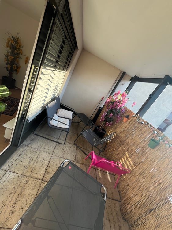 Charmante 1.5-Zimmer-Wohnung mit 2 Balkonen in Basel Steinenvorstadt 4