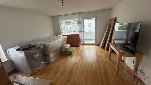 1-Zimmer-Wohnung mit Balkon sowie Garage und Parkplatz in Eschlikon 2