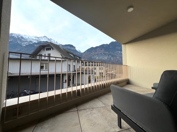 1 1/2 Zi. Neubau-Wohnung in Meiringen mit Blick auf das Wetterhorn und Tiefgarage 3