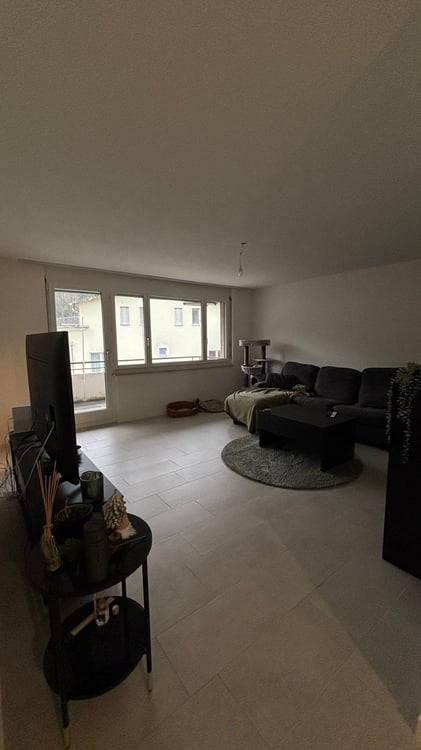 Moderne 1.5-Zimmer-Wohnung mit Balkon in Gattikon 1