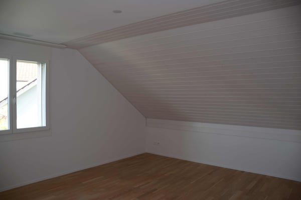 grosse, helle 1.5 Zimmerwohnung mit Galerie 9