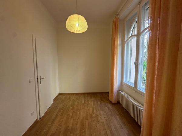 Magnifique appartement de 1.5 pièces avec terrasse et vue sur les montagnes 7