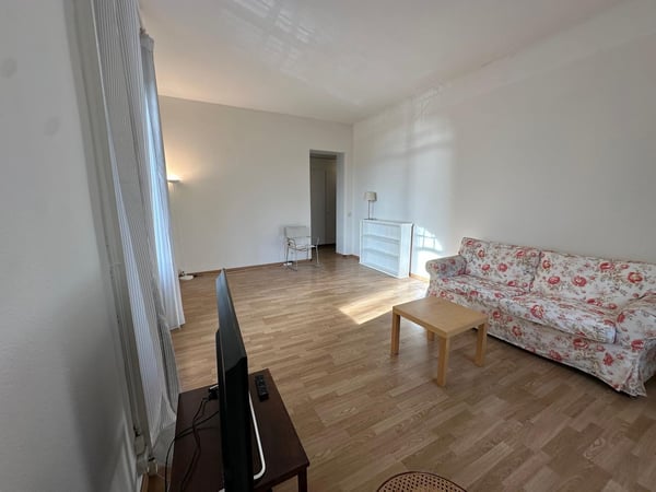 Magnifique appartement de 1.5 pièces avec terrasse et vue sur les montagnes 4