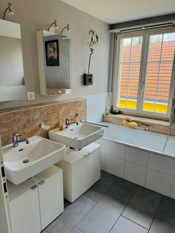 Charmante 1.5-Zimmer-Wohnung in ruhiger Lage von Roggwil BE 8