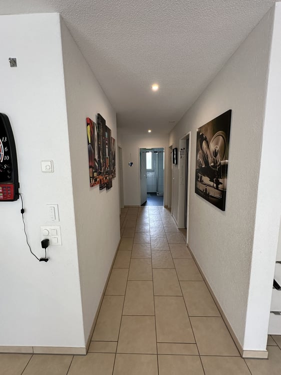 Moderne 1.5-Zimmer-Gartenwohnung mit Umschwung 5