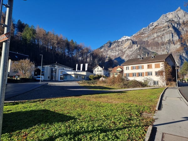 Bauland in Glarus , Machbarkeitsstudie & Vorprojekt vorhanden 19