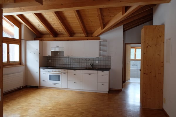 Charmante 1.5-Zimmer-Dachwohnung mit Bergblick in Andeer 9