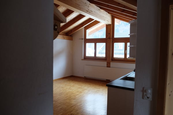 Charmante 1.5-Zimmer-Dachwohnung mit Bergblick in Andeer 6