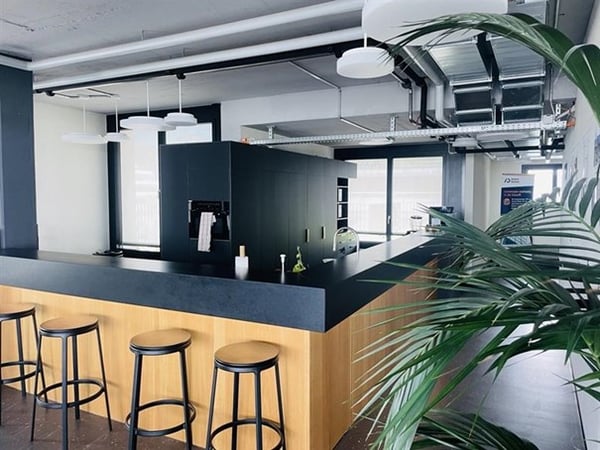 Helle, neu sanierte Bürofläche Binz (180m2) 8