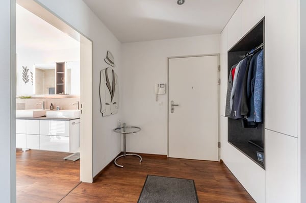 Sonnige Wohnung mit Wintergarten, Schwedenofen und hochwertigem Ausbau 10