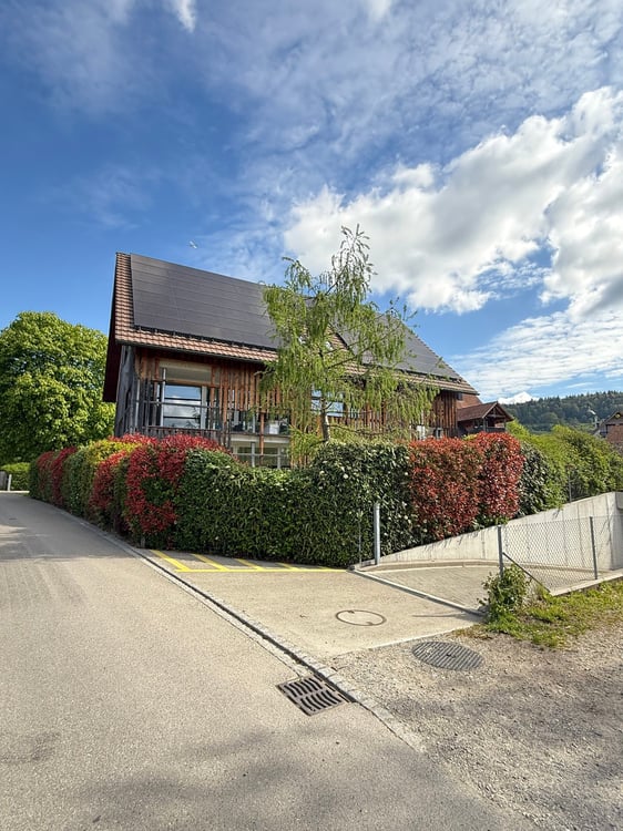 1 1/2 Zimmerwohnung 150m2 im 2.OG 1