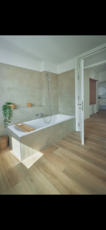 Splendida casa bifamiliare con piscina a Gordola 7