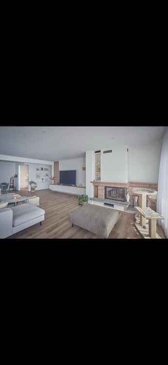 Splendida casa bifamiliare con piscina a Gordola 5