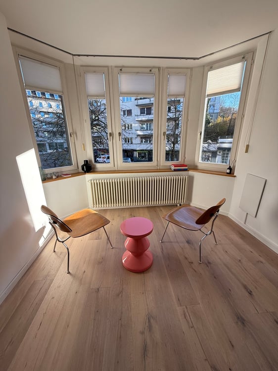 Neu renovierter Coachingraum / Büro im Kreis 6 zum teilen 2