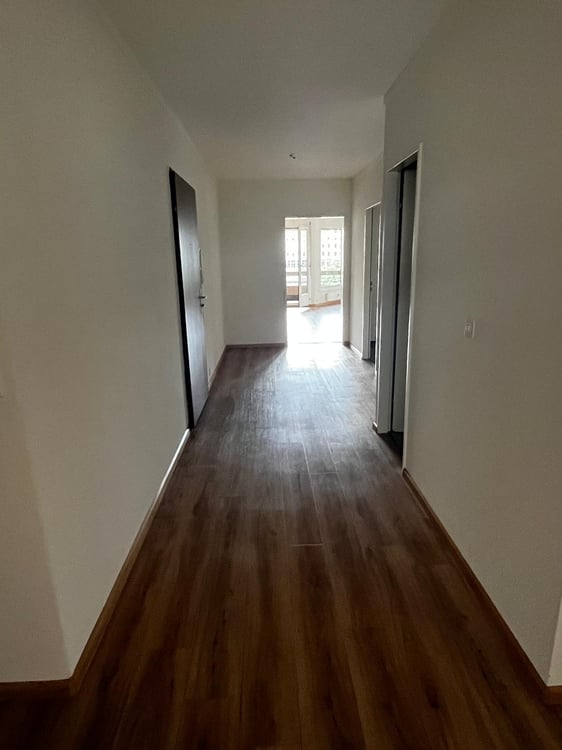 Grosszügige 1.5-Zimmer-Wohnung mit Rheinblick am Unterer Rheinweg 7