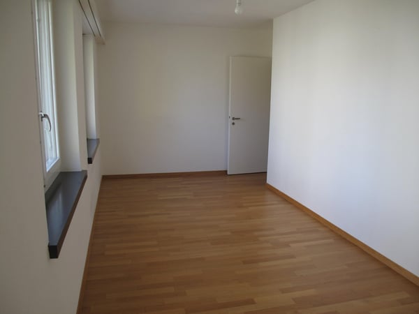 Schöne 1-Zimmer Wohnung mit Balkon / Sicht auf Bäume 7