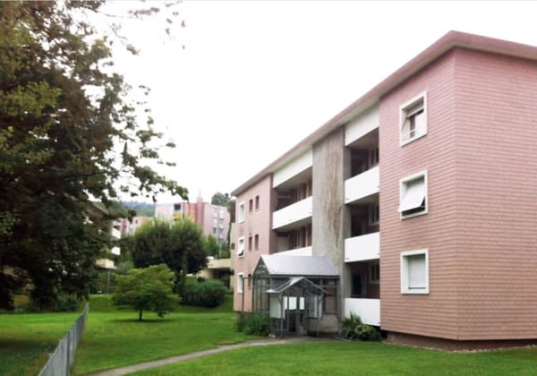 Schöne 1-Zimmer Wohnung mit Balkon / Sicht auf Bäume 9