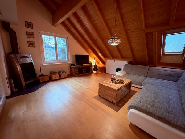 Grosszügige 1.5-Zimmer-Maisonette-Wohnung mit Galerie und Sauna 1