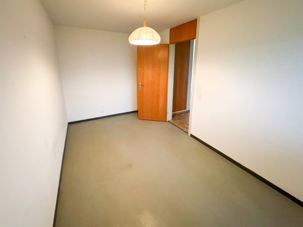 Charmante 1.5-Zimmer-Wohnung in ruhiger Lage von Regensdorf 8