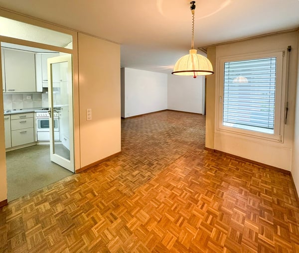 Charmante 1.5-Zimmer-Wohnung in ruhiger Lage von Regensdorf 2