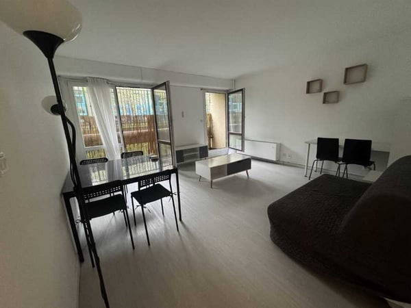 Charmant appartement 1 pièces à Yverdon-les-Bains 1