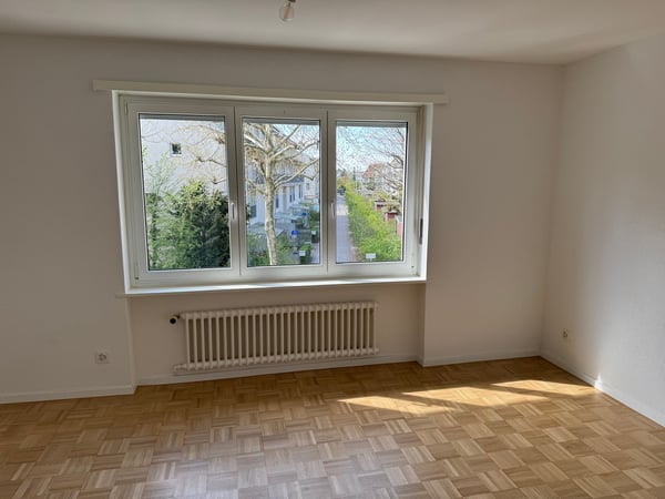 Grosszügiges 1.5-Zimmer-Reihenhaus in Basel-Steinbühlallee 3