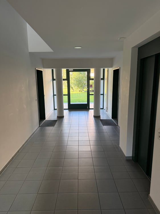 Von Privat zu verkaufen, sanierte 1.5-Zimmer-Eigentumswohnung an zentraler Lage in Ascona 2