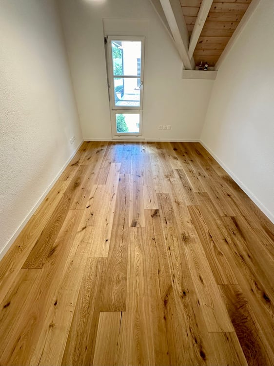 Renovierte 1.5-Zimmer-Dachmaisonette im ruhigen Dorfkern 5