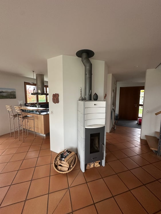 Charmantes 1.5-Zimmer-Doppeleinfamilienhaus in Würenlingen 4