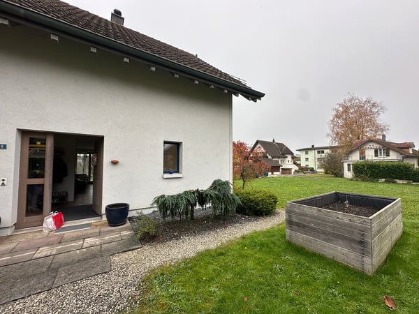 Charmantes 1.5-Zimmer-Doppeleinfamilienhaus in Würenlingen 11