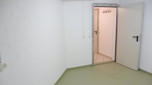 Modernes 1 ½ Zimmer-Zweifamilienhaus in Top-Lage mit atemberaubender Bergsicht in Morschach 18