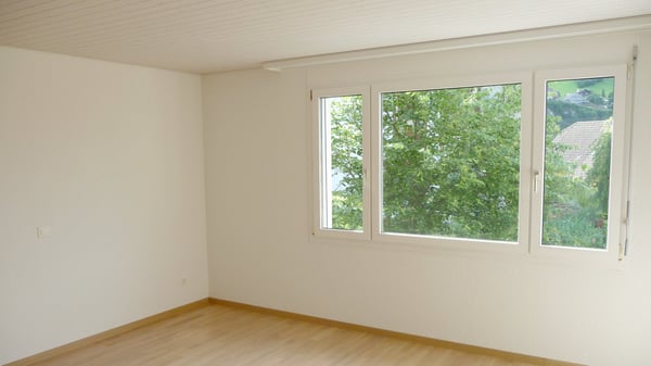 Modernes 1 ½ Zimmer-Zweifamilienhaus in Top-Lage mit atemberaubender Bergsicht in Morschach 6