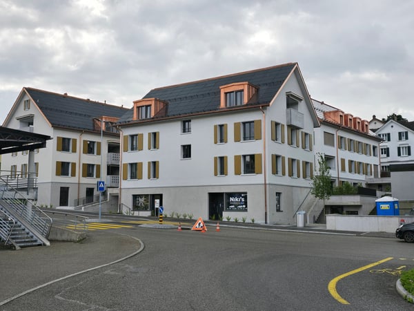 Erstvermietung mit Gratismonat direkt am Bahnhof Rüti 9